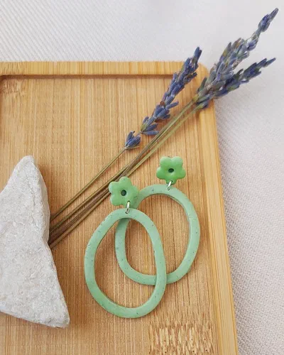 Cercel - Ringlet Flower